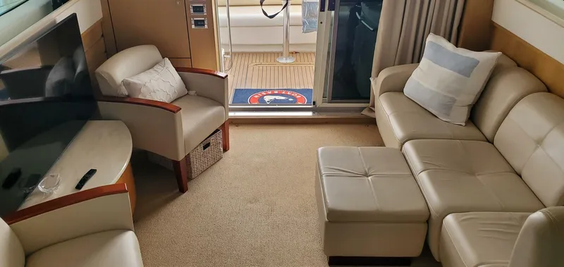 Slide: The Image of Sea Ray 450 Sedan Bridge 2012 - 5204947