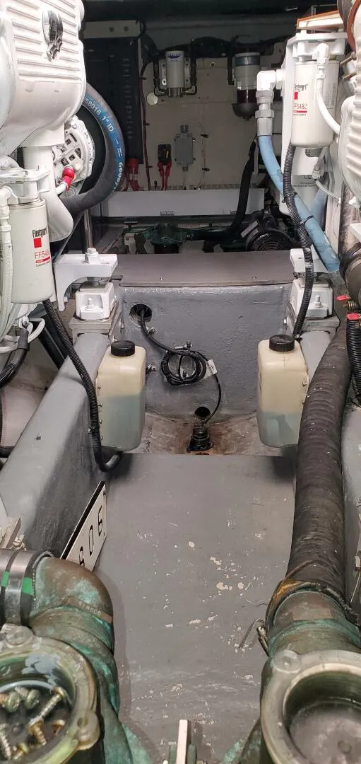 Slide: The Image of Sea Ray 450 Sedan Bridge 2012 - 5204963