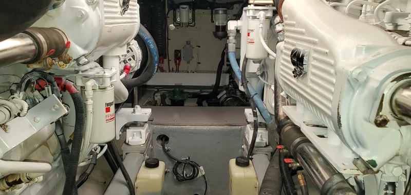 Slide: The Image of Sea Ray 450 Sedan Bridge 2012 - 5204962