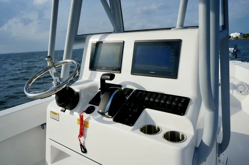 Slide: The Image of Electronics 2024 Reef Runner 23 Center Console - 5205053