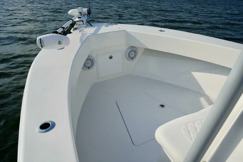Slide: The Image of Reef Runner 23 - Bow with Trolling Motor 2024 Reef Runner 23 Center Console - 7654889