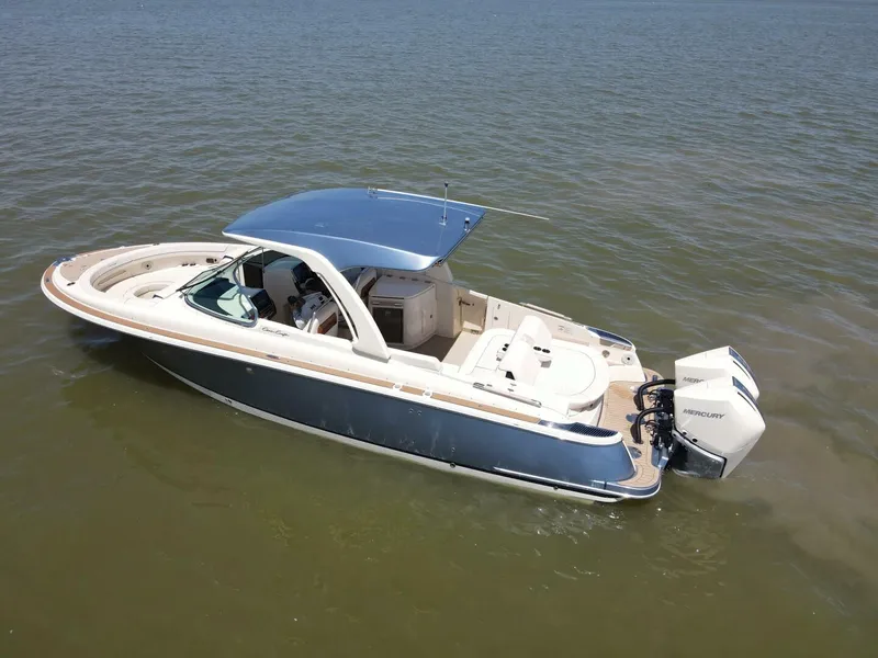 Slide: The Image of 2023 Chris-Craft 31 Launch GT - 5205186