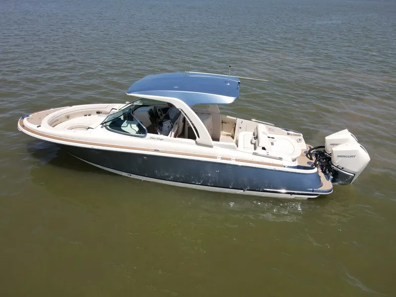 Slide: The Image of 2023 Chris-Craft 31 Launch GT - 5205187