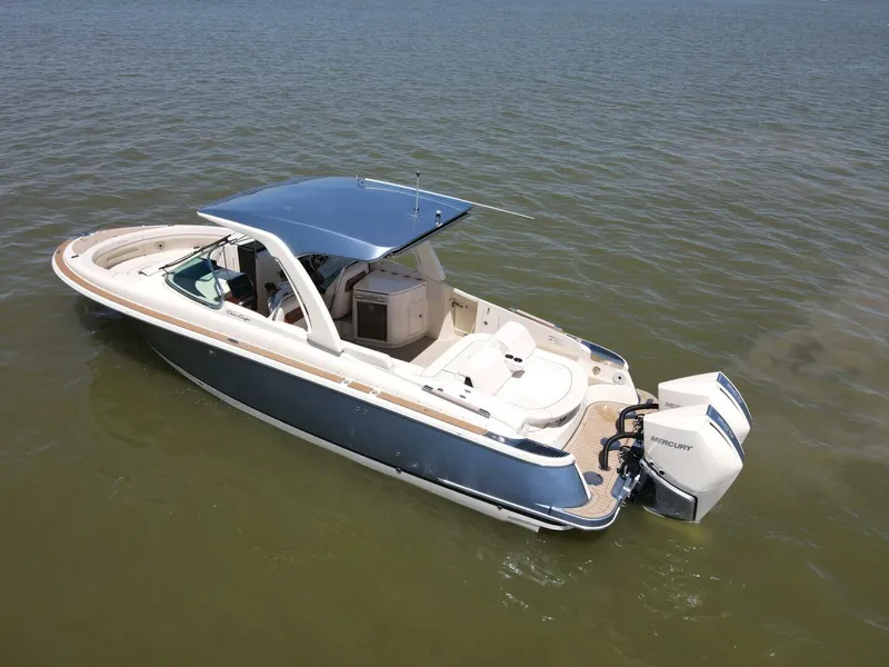 Slide: The Image of 2023 Chris-Craft 31 Launch GT - 5205188