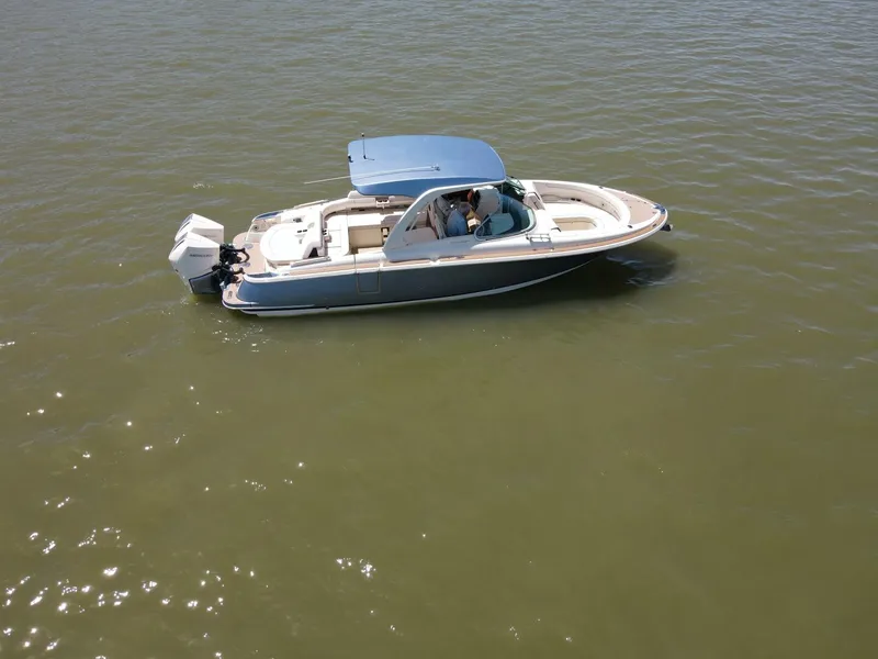 Slide: The Image of 2023 Chris-Craft 31 Launch GT - 5205191