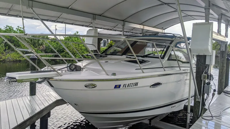 Slide: The Image of 01 Exterior   2017 Cutwater 242 Sport Coupe (3) - 5206391