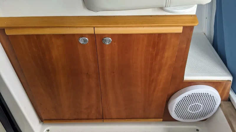 Slide: The Image of 04 Galley   2017 Cutwater 242 Sport Coupe (6) - 5206455