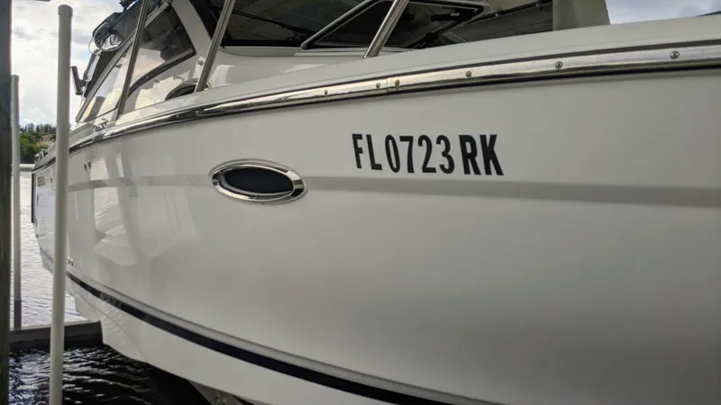 Slide: The Image of 01 Exterior   2017 Cutwater 242 Sport Coupe (5) - 5206432