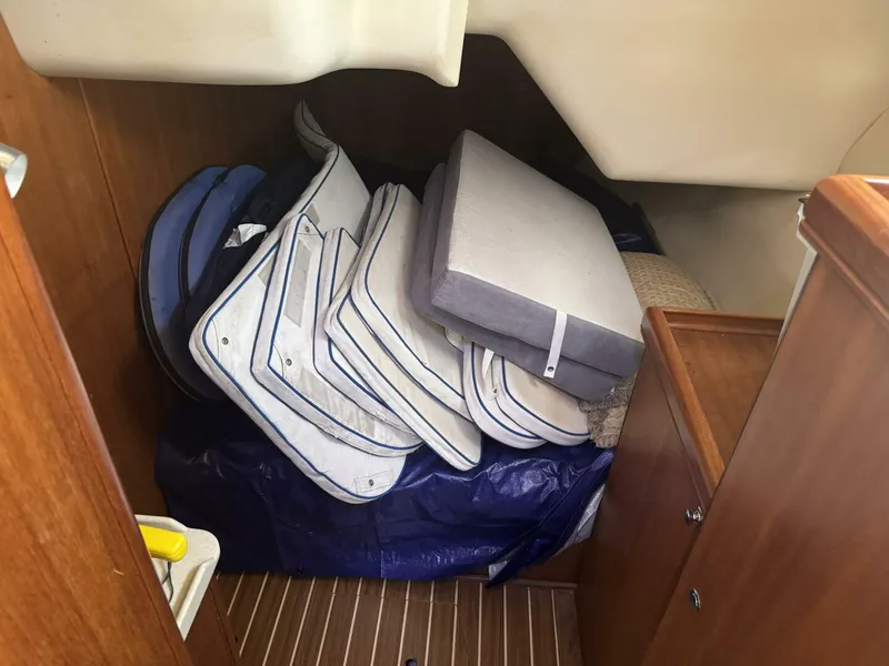 Slide: The Image of Hunter Deck Salon 2007 - 5546480