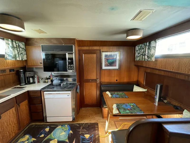 Slide: The Image of Galley fwd - 5329011