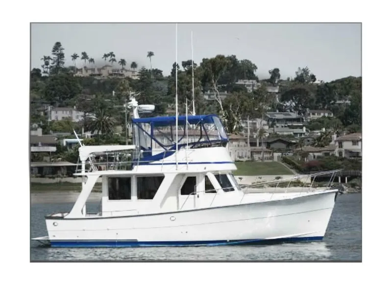 Slide: The Image of Mariner 35 Flybridge Sedan 2007 - 5207745