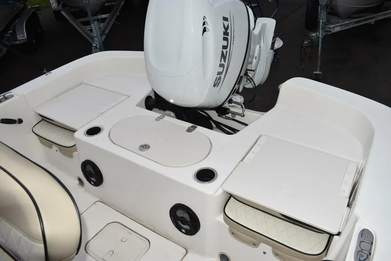 Slide: The Image of Carolina 19LS 2022 - 5212419