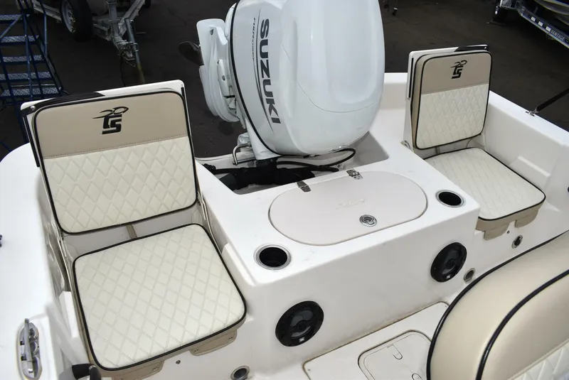 Slide: The Image of Carolina 19LS 2022 - 5212420