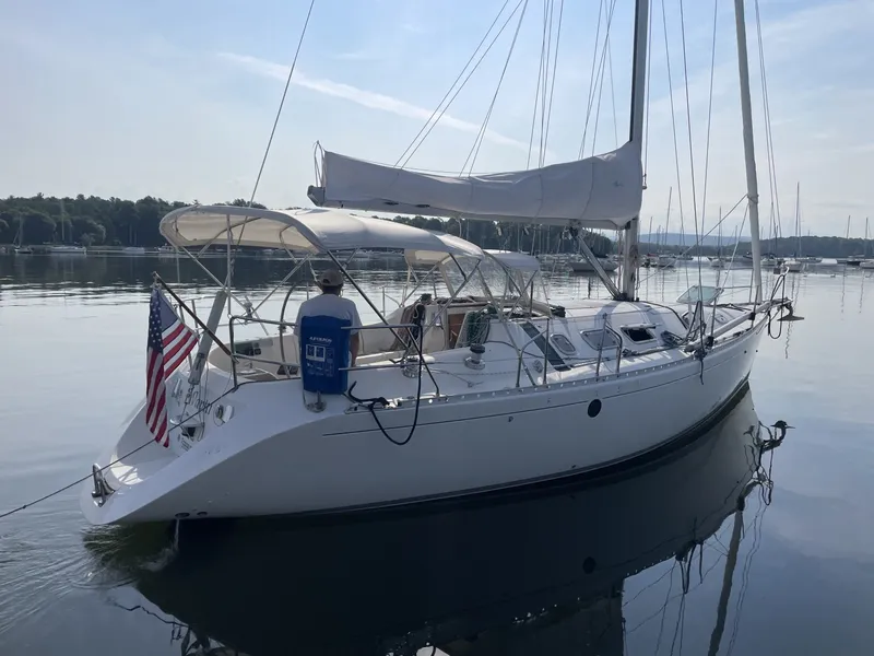 Slide: The Image of Beneteau 38 1991 - 7141121