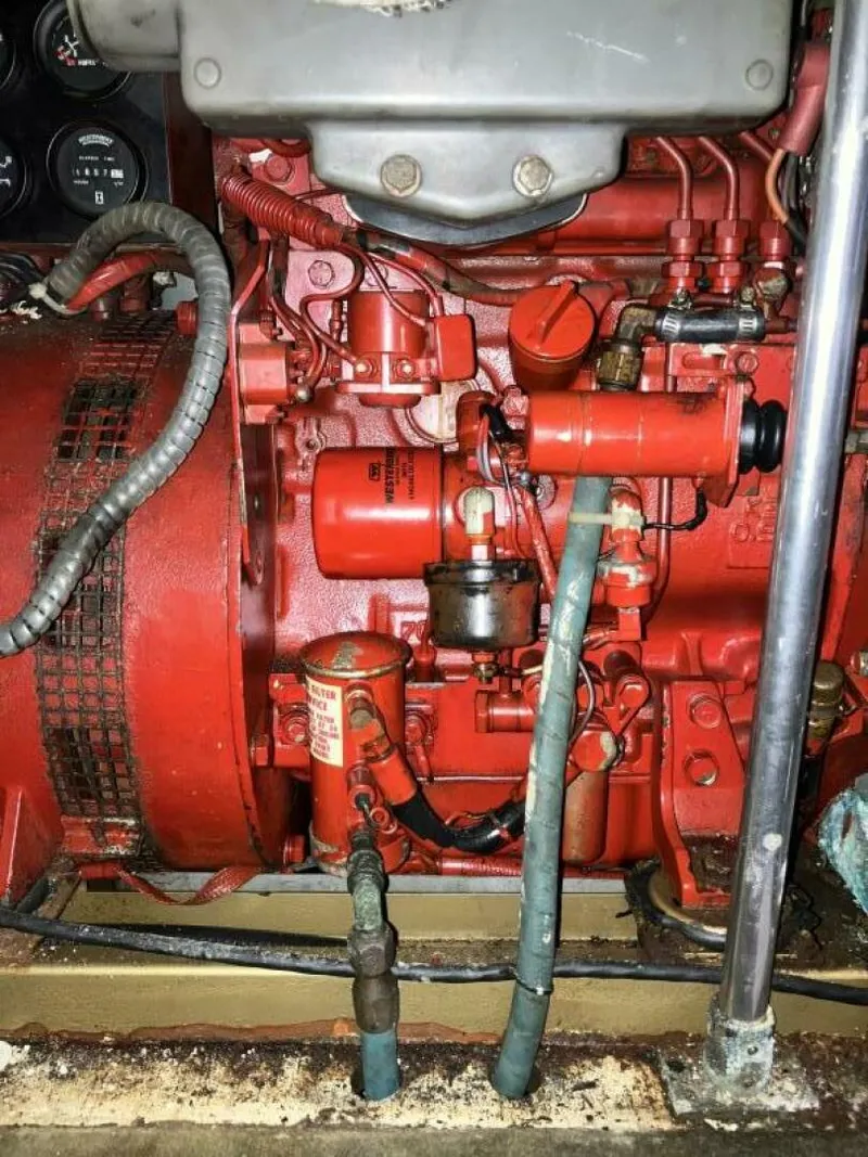 Slide: The Image of Grand Banks 36 1989 - 5214630