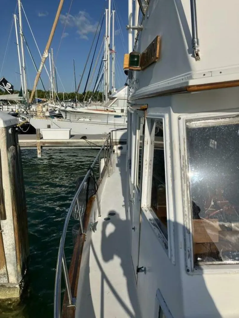 Slide: The Image of Grand Banks 36 1989 - 5214654