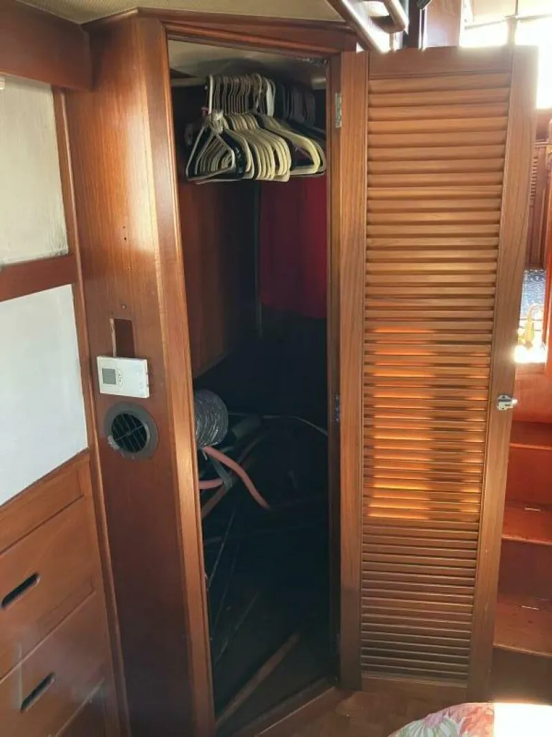 Slide: The Image of Grand Banks 36 1989 - 5214602