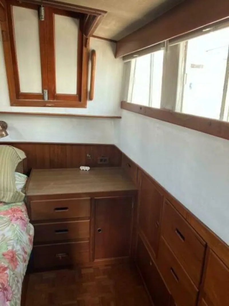 Slide: The Image of Grand Banks 36 1989 - 5214604