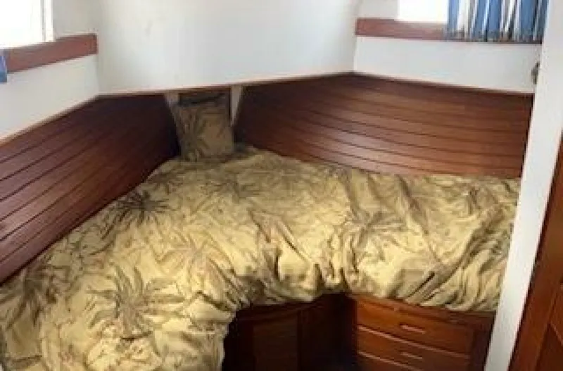 Slide: The Image of Grand Banks 36 1989 - 5414781