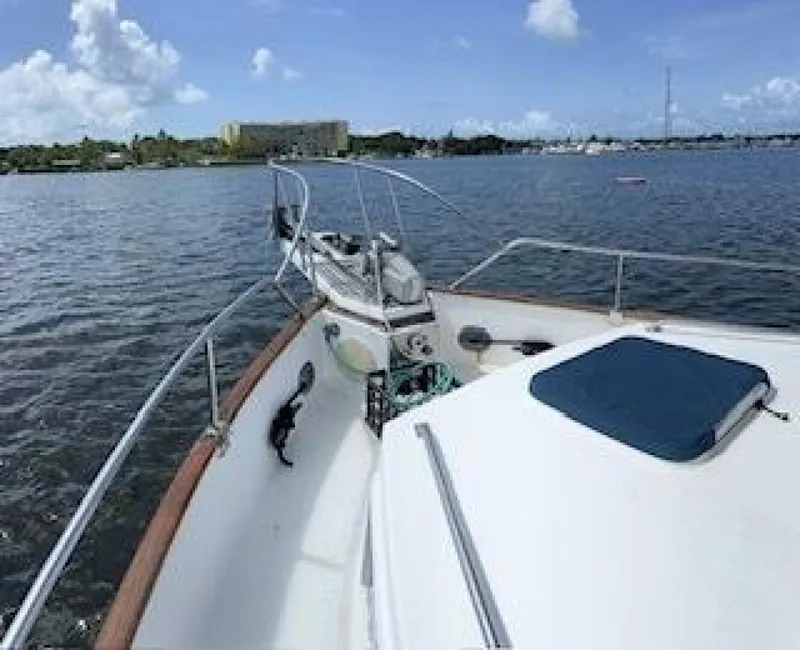 Slide: The Image of Grand Banks 36 1989 - 5414792