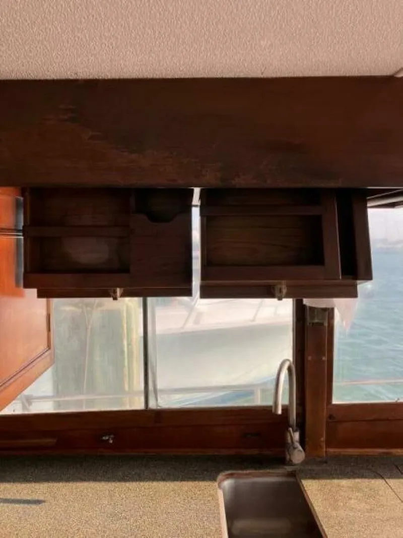 Slide: The Image of Grand Banks 36 1989 - 5214611