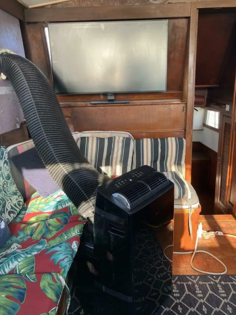 Slide: The Image of Grand Banks 36 1989 - 5214613