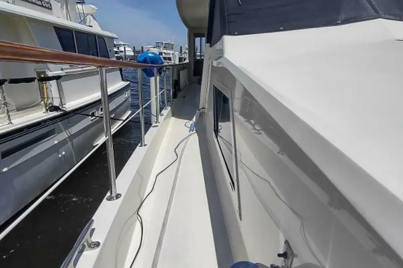 Slide: The Image of Cabo 60 Motor Yacht 1988 - 5215055