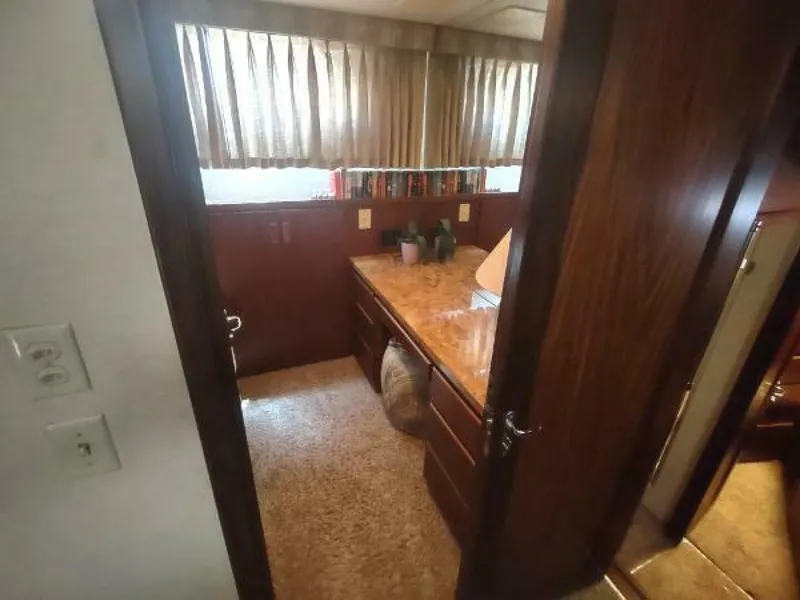 Slide: The Image of Cabo 60 Motor Yacht 1988 - 5215006