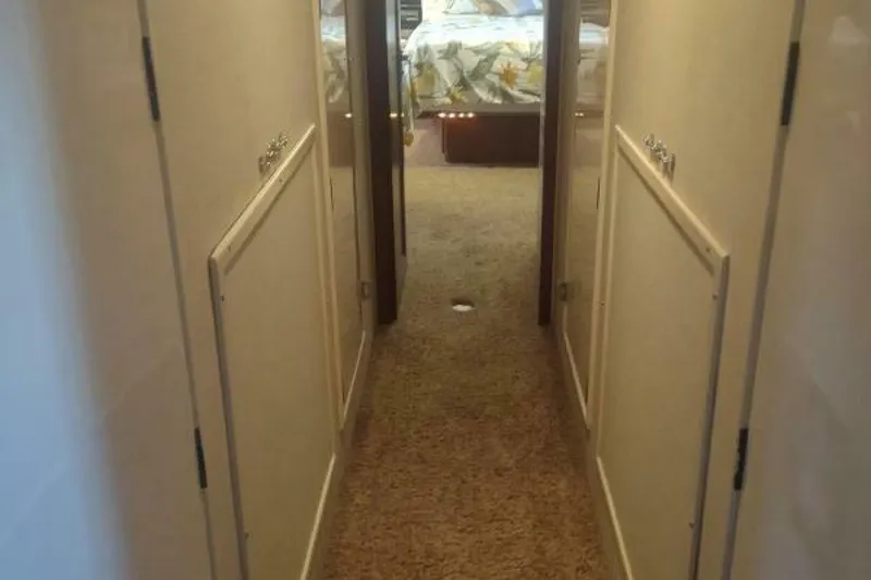 Slide: The Image of Cabo 60 Motor Yacht 1988 - 5215018