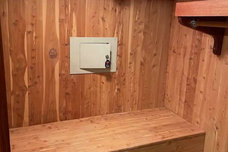 Slide: The Image of Cabo 60 Motor Yacht 1988 - 5215025