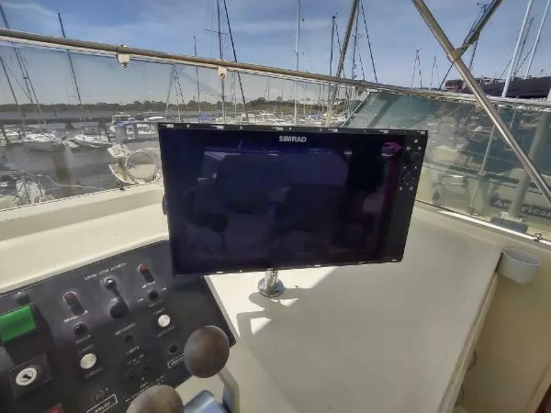 Slide: The Image of Cabo 60 Motor Yacht 1988 - 5215035