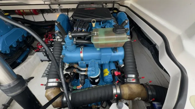 Slide: The Image of Tiara 2900 Open 2005 - 5281896