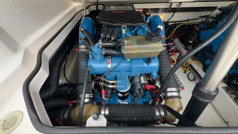 Slide: The Image of Tiara 2900 Open 2005 - 5281897