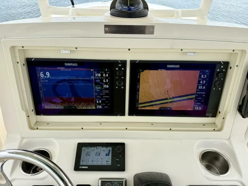 Slide: The Image of 2019 Young Boats 27 - Helm/Electronics  - 5929274