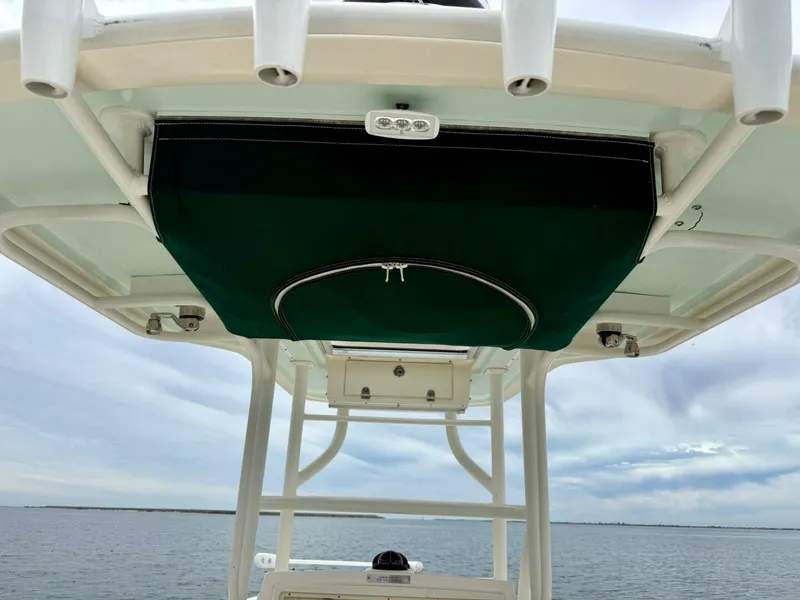 Slide: The Image of 2019 Young Boats 27 - Helm/ Electonics  - 5929144