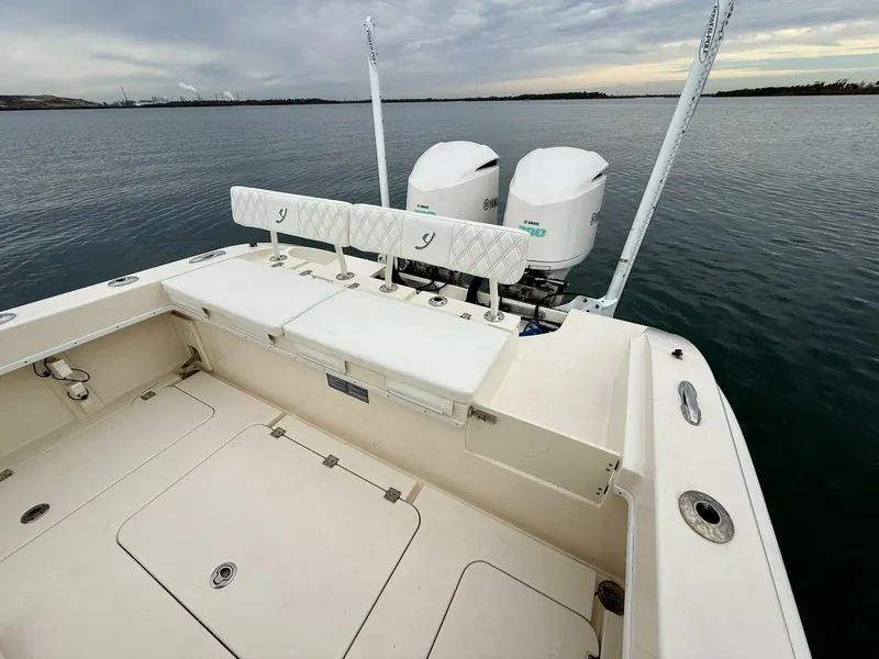 Slide: The Image of 2019 Young Boats 27 - Stern - 5929279