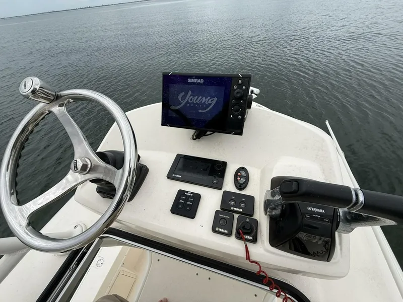Slide: The Image of 2019 Young Boats 27 - Flybridge  - 5929139