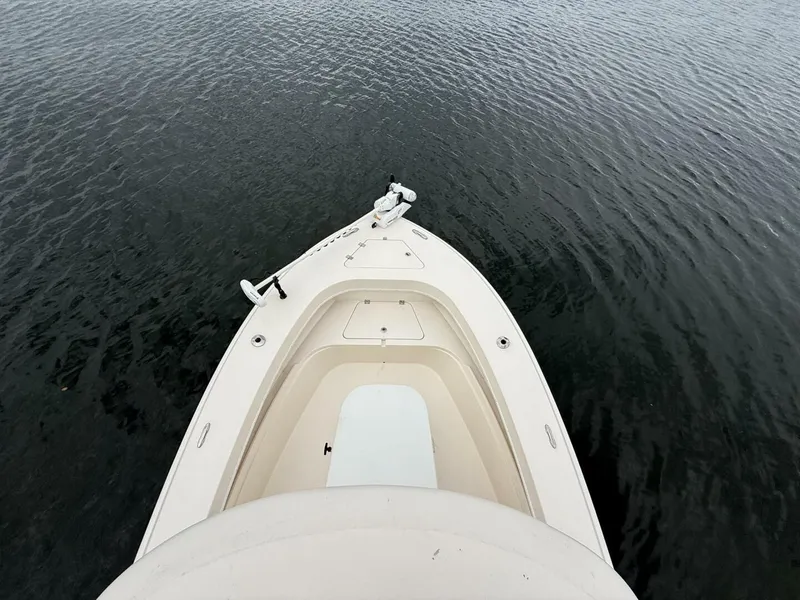 Slide: The Image of 2019 Young Boats 27 - Foredeck - 5929140