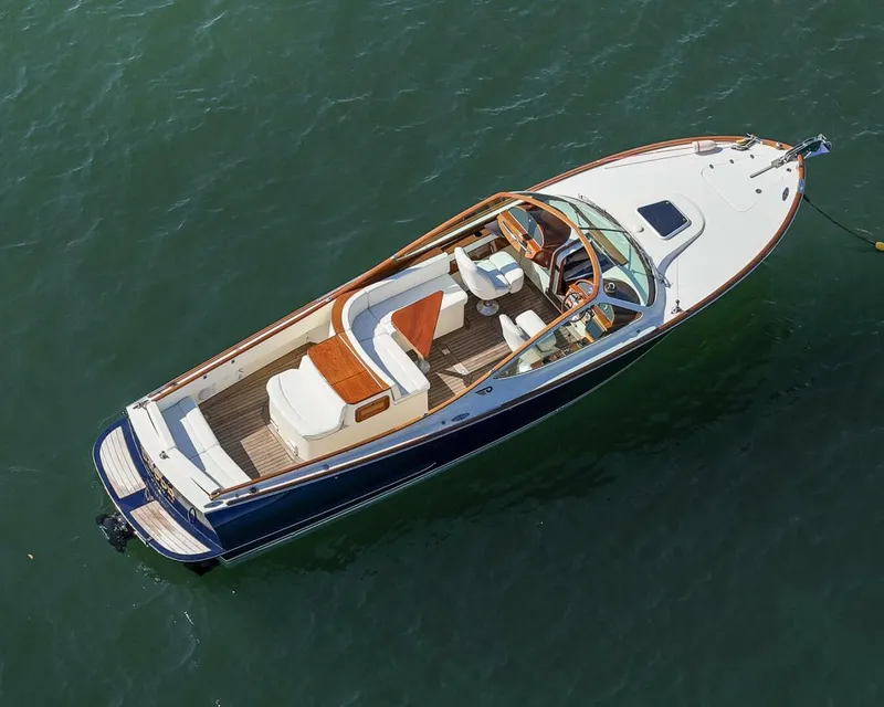 Slide: The Image of Hinckley Talaria 29 Runabout 2004 - 5216013