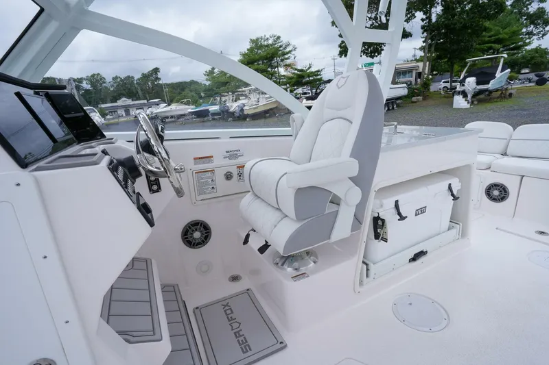 Slide: The Image of Sea Fox 268 Traveler 2025 - 5469601