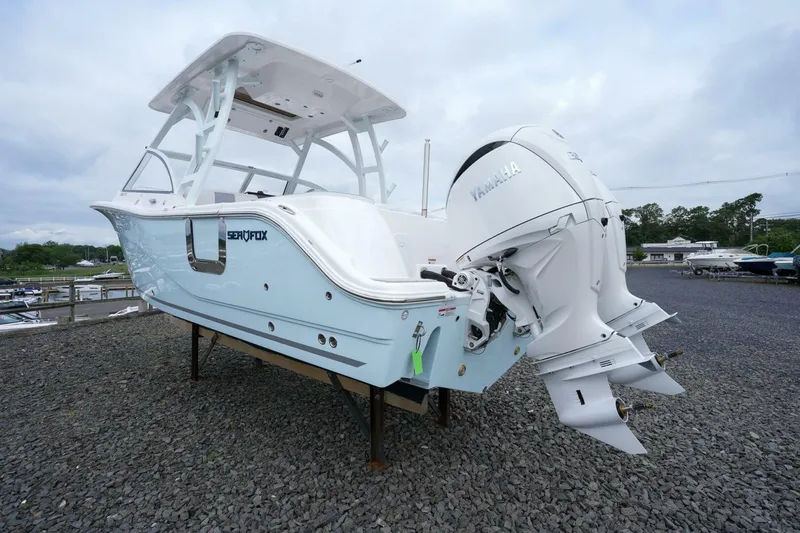 Slide: The Image of Sea Fox 268 Traveler 2025 - 5469578