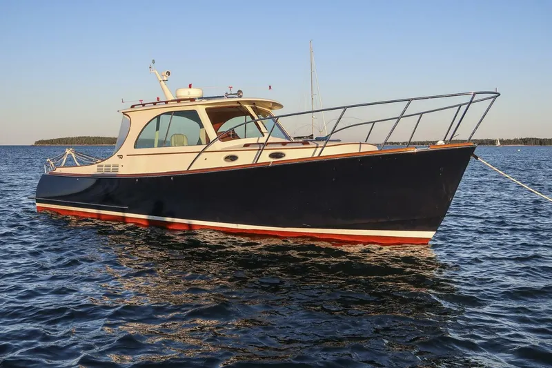 Slide: The Image of Hinckley Yachts Picnic Boat 37 MKIII 2010 - 5216628