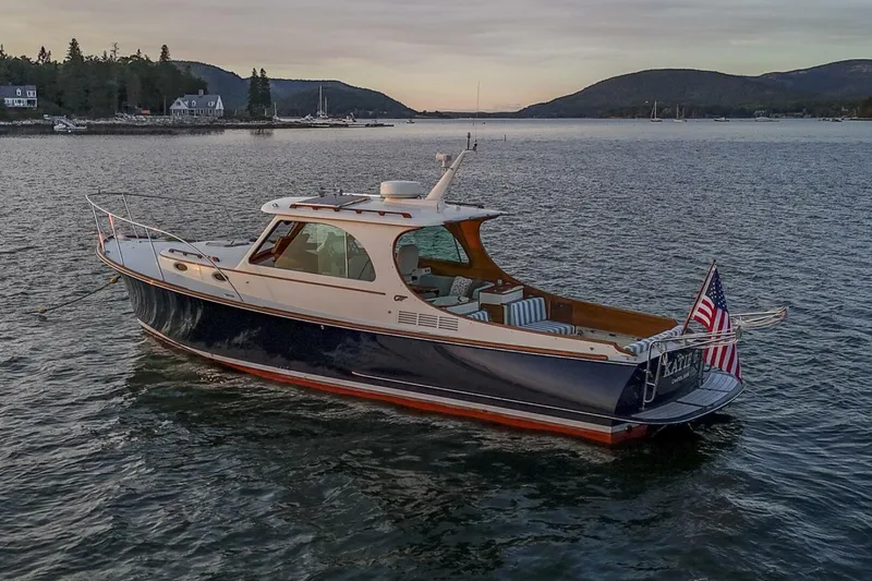 Slide: The Image of Hinckley Yachts Picnic Boat 37 MKIII 2010 - 5216640