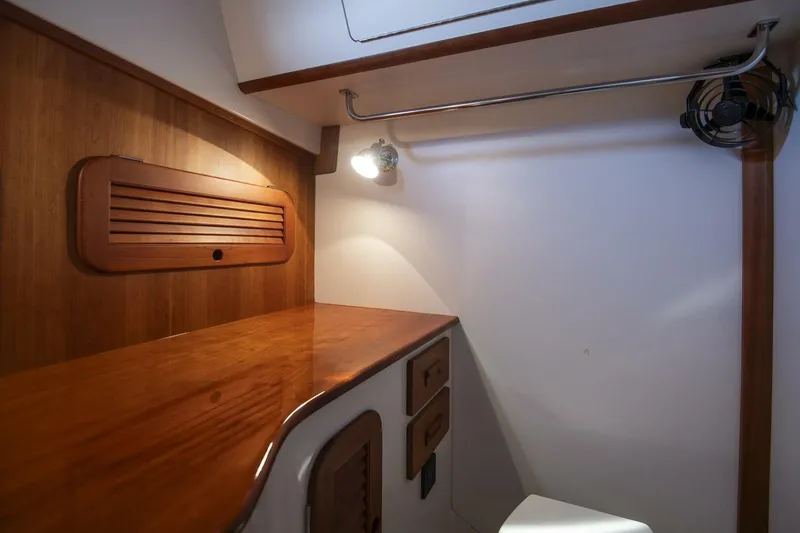 Slide: The Image of Hinckley Yachts Picnic Boat 37 MKIII 2010 - 5216646