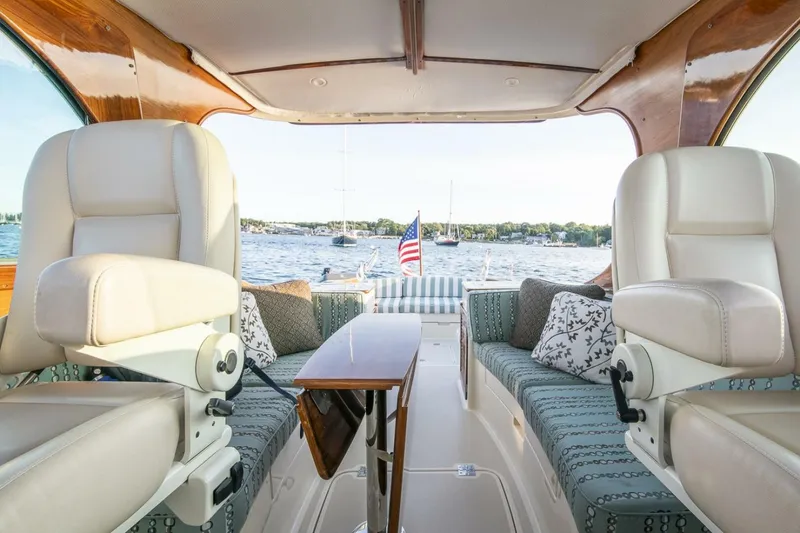 Slide: The Image of Hinckley Yachts Picnic Boat 37 MKIII 2010 - 5216653