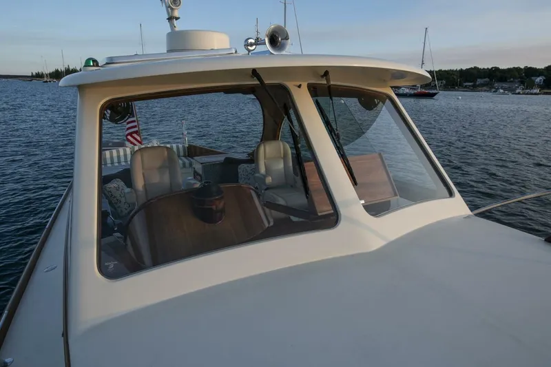 Slide: The Image of Hinckley Yachts Picnic Boat 37 MKIII 2010 - 5216676