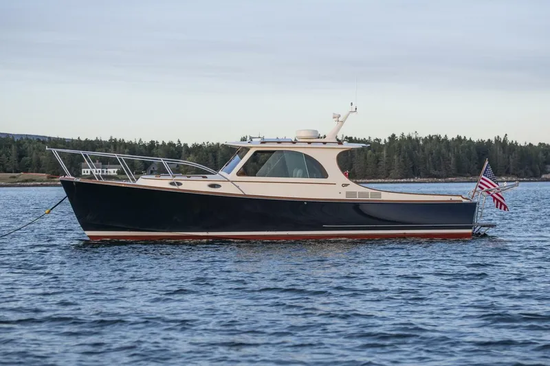 Slide: The Image of Hinckley Yachts Picnic Boat 37 MKIII 2010 - 5216698