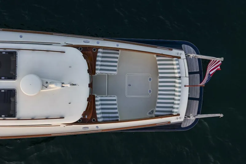 Slide: The Image of Hinckley Yachts Picnic Boat 37 MKIII 2010 - 5216635
