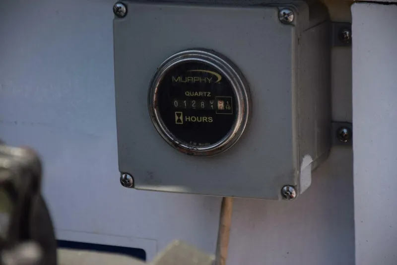 Slide: The Image of Port Side Hour Meter Reading 1281 - 5271121