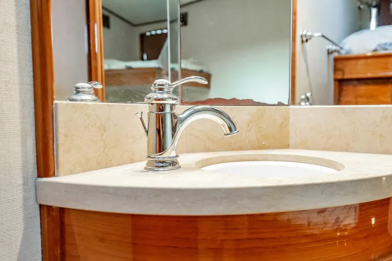 Slide: The Image of Rybovich 55 Convertible 1983 - 5551012